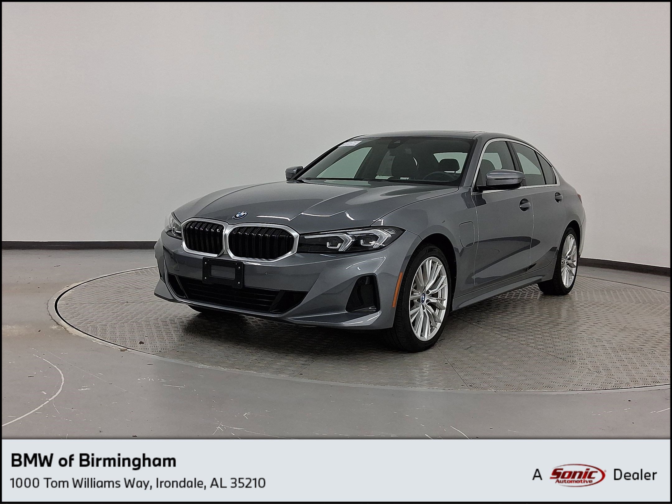2024 BMW 330e xDrive