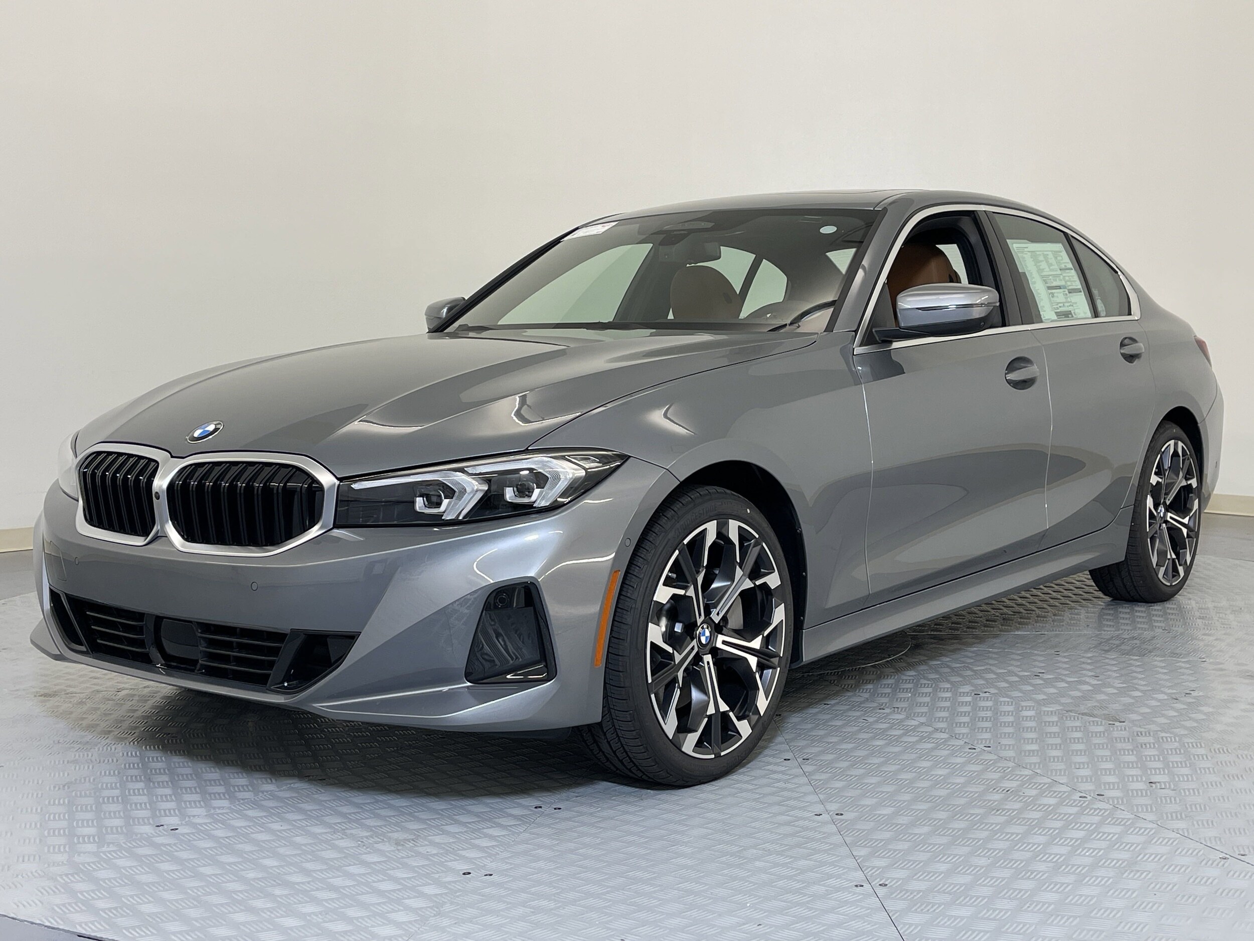 2025 Bmw 330i xDrive Sedan photo 3