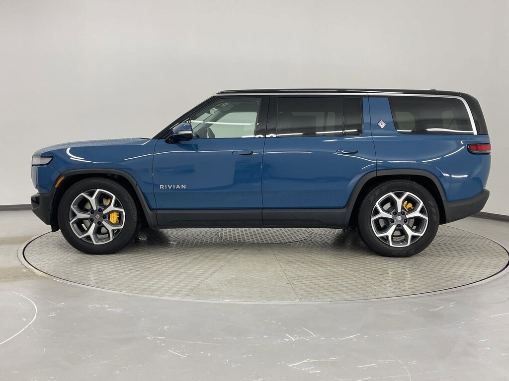 Used 2023 Rivian R1S Adventure Quad Motor Large Pack for Sale in