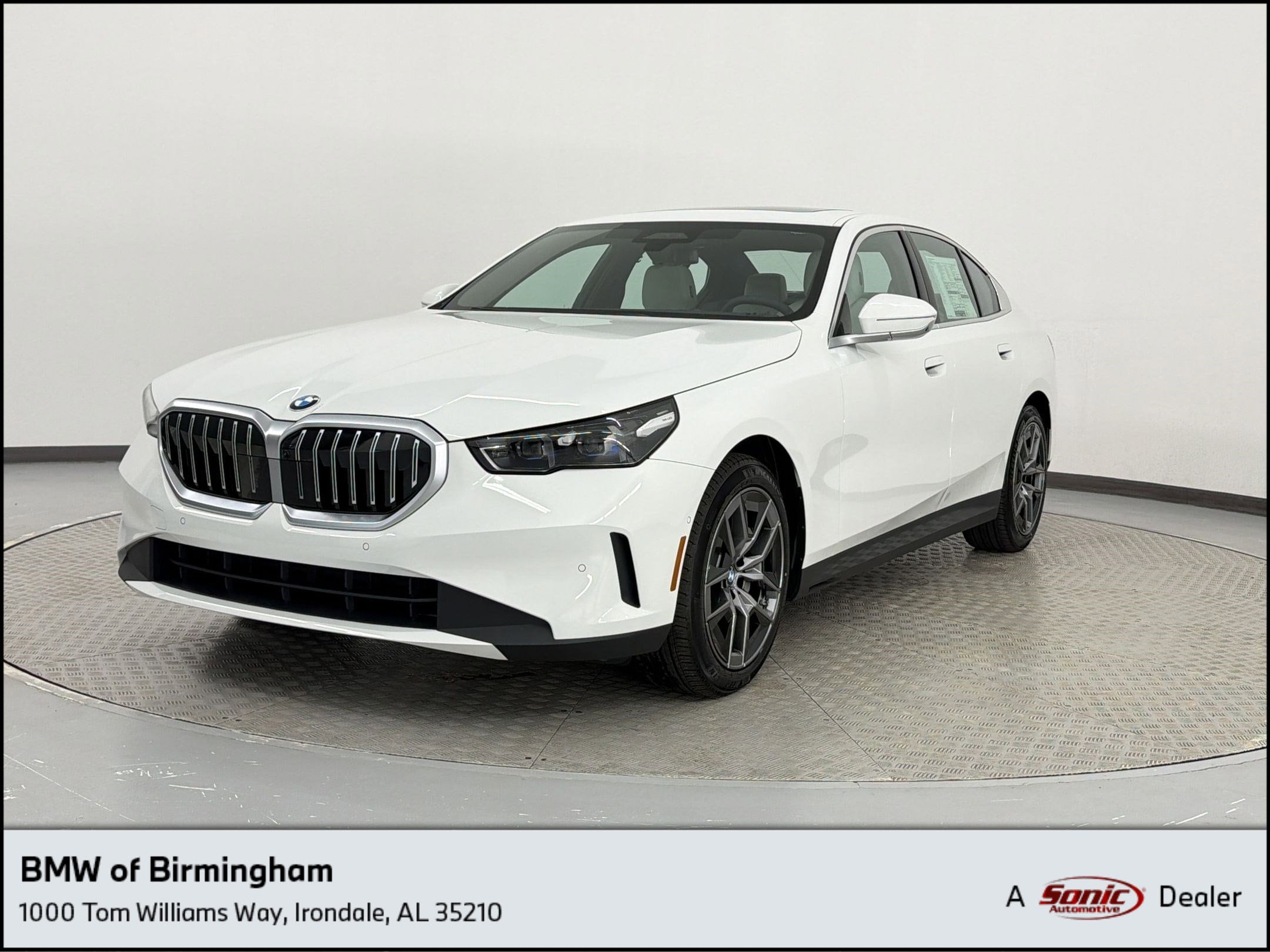 2027 BMW 5 Series 530i Sedan's photo