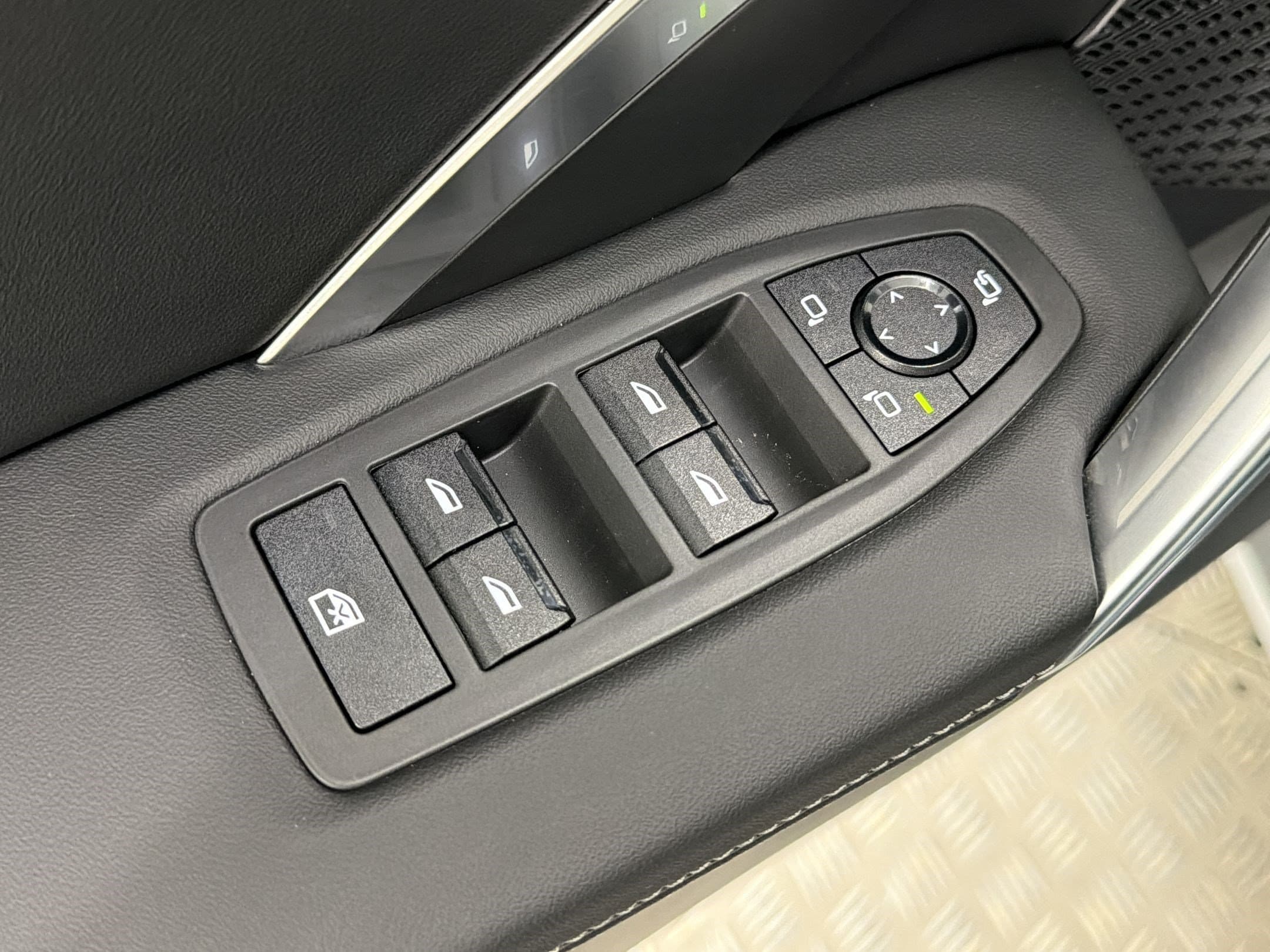 2026 BMW X1 XDrive28i - Photo 26