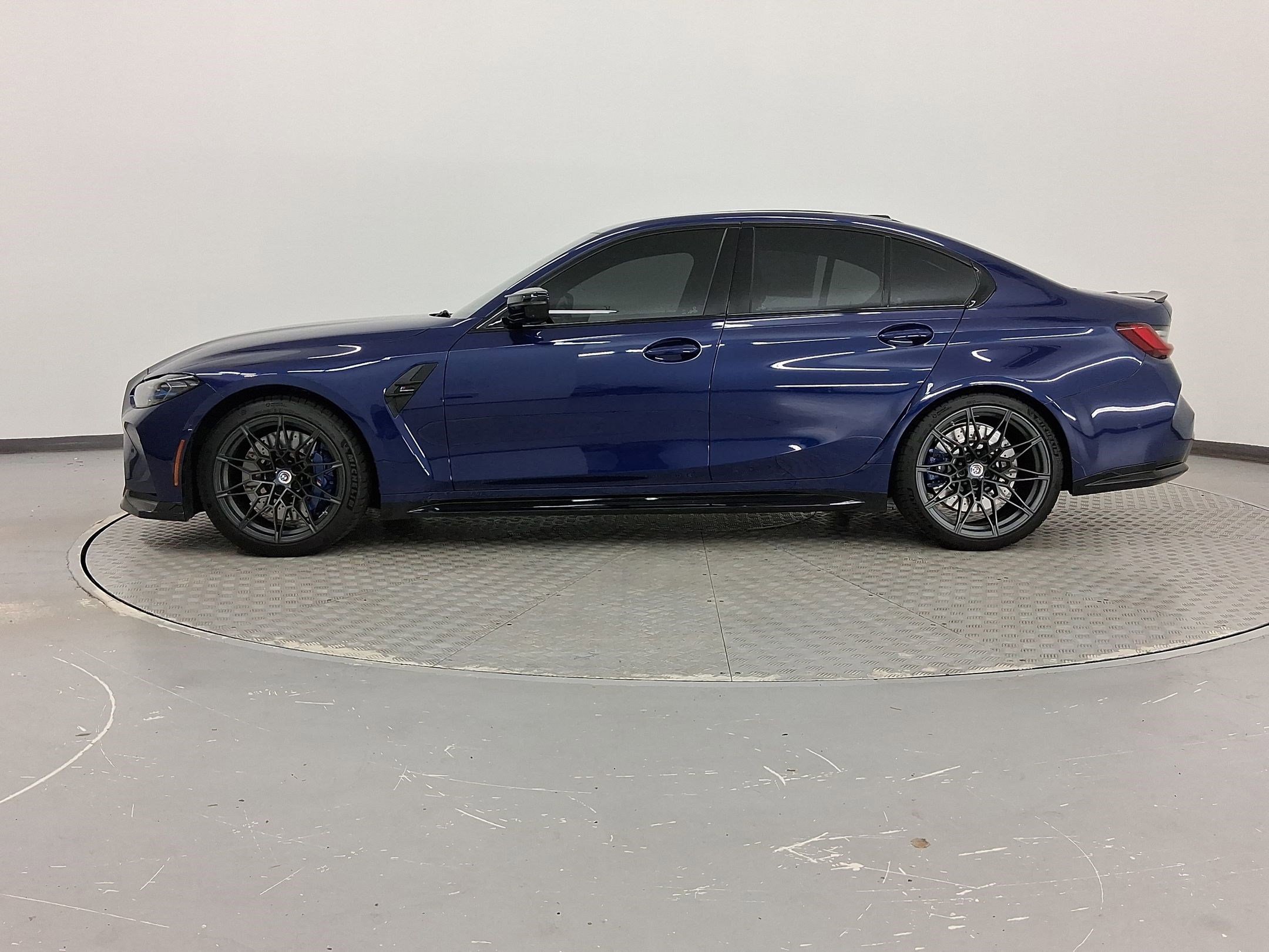 2023 Bmw M3 3 Sedan photo 2