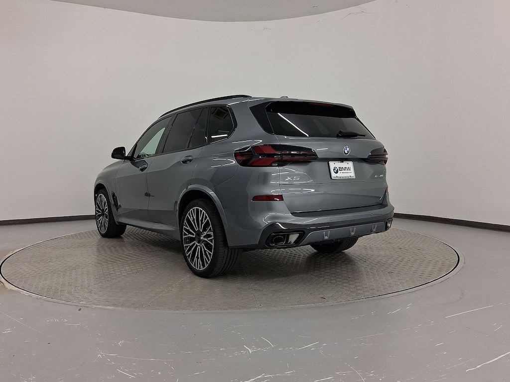 New 2026 BMW X5 sDrive40i SUV