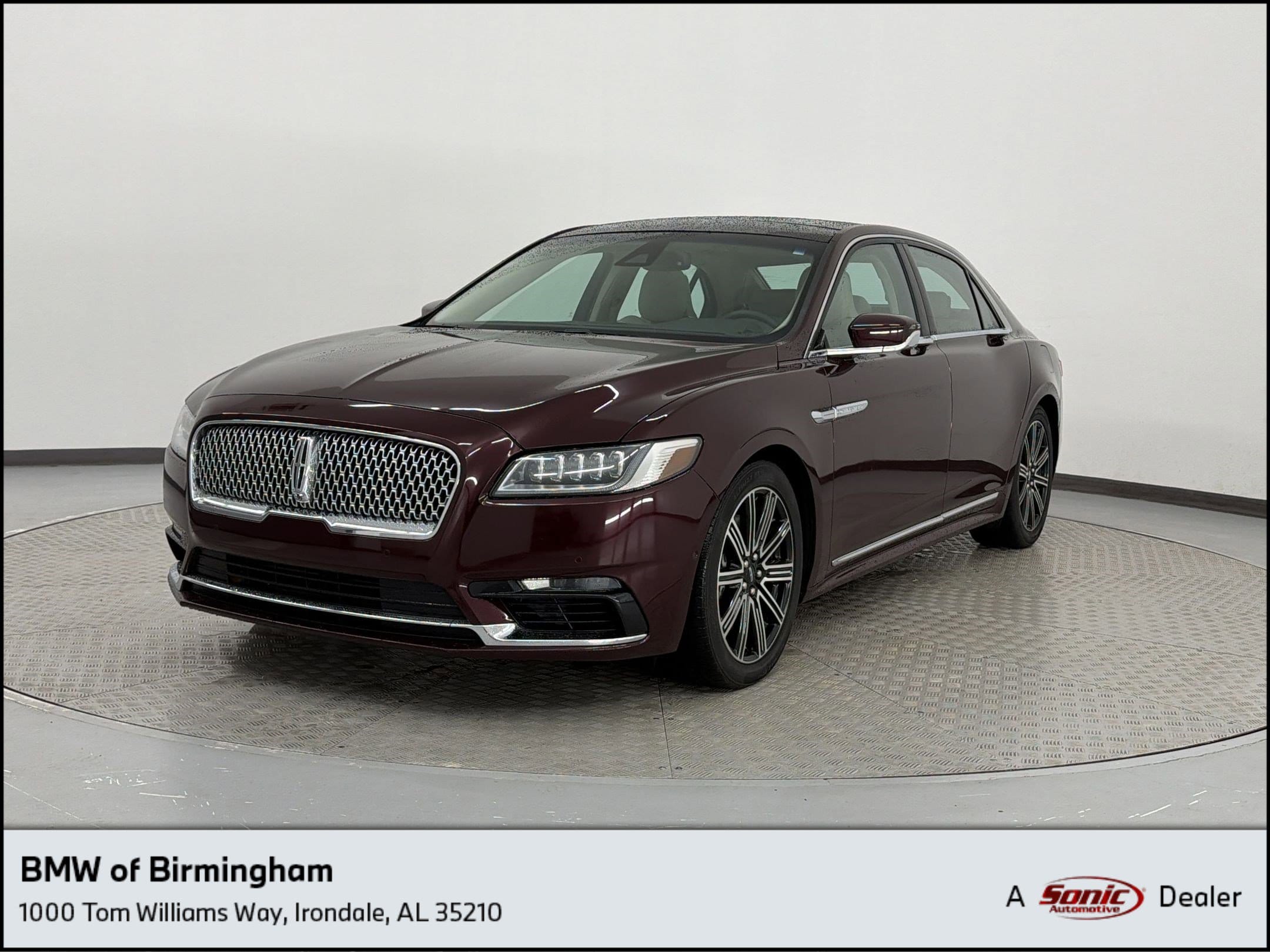 2017 Lincoln Continental Reserve FWD's photo