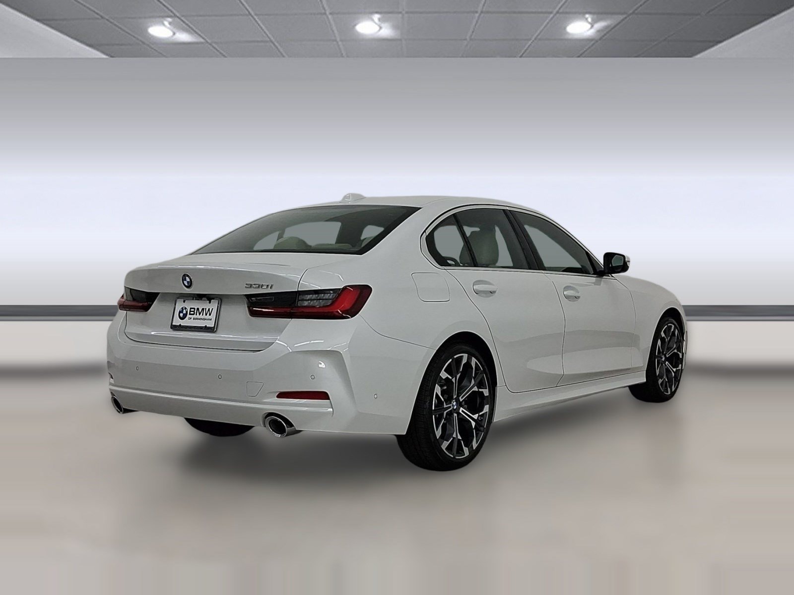 2026 BMW 3 Series 330i - Photo 9