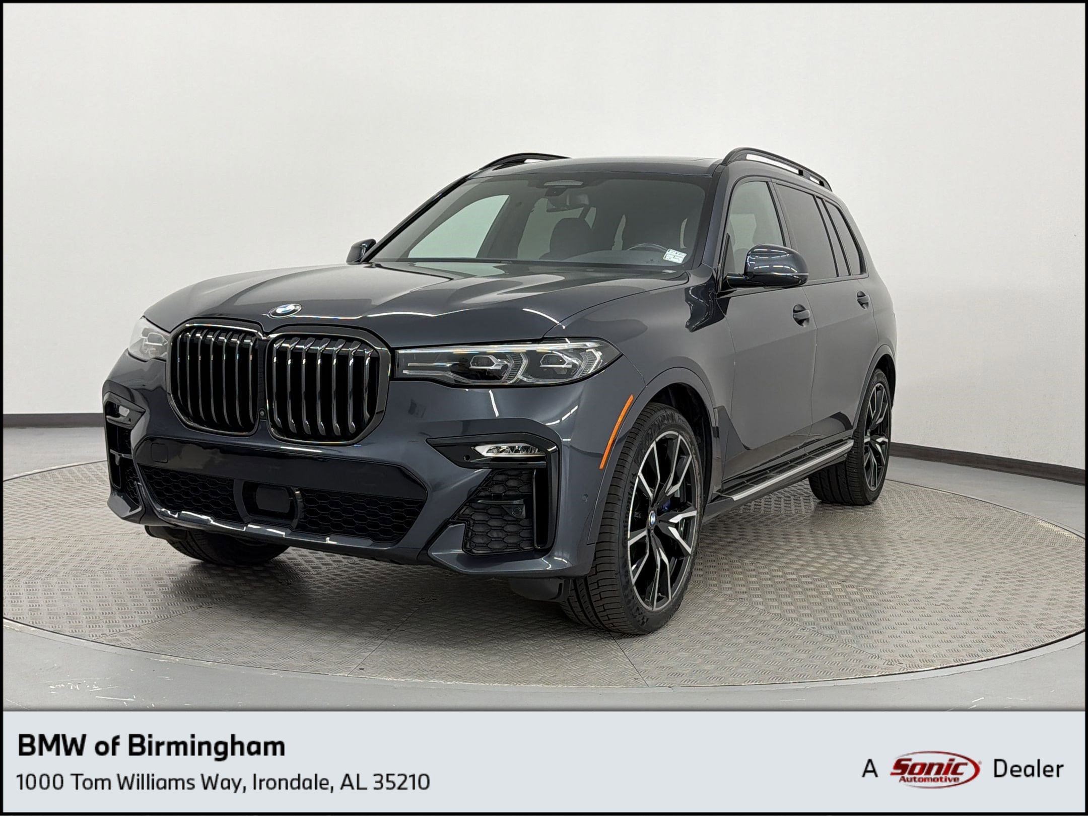 2022 BMW X7 xDrive40i's photo