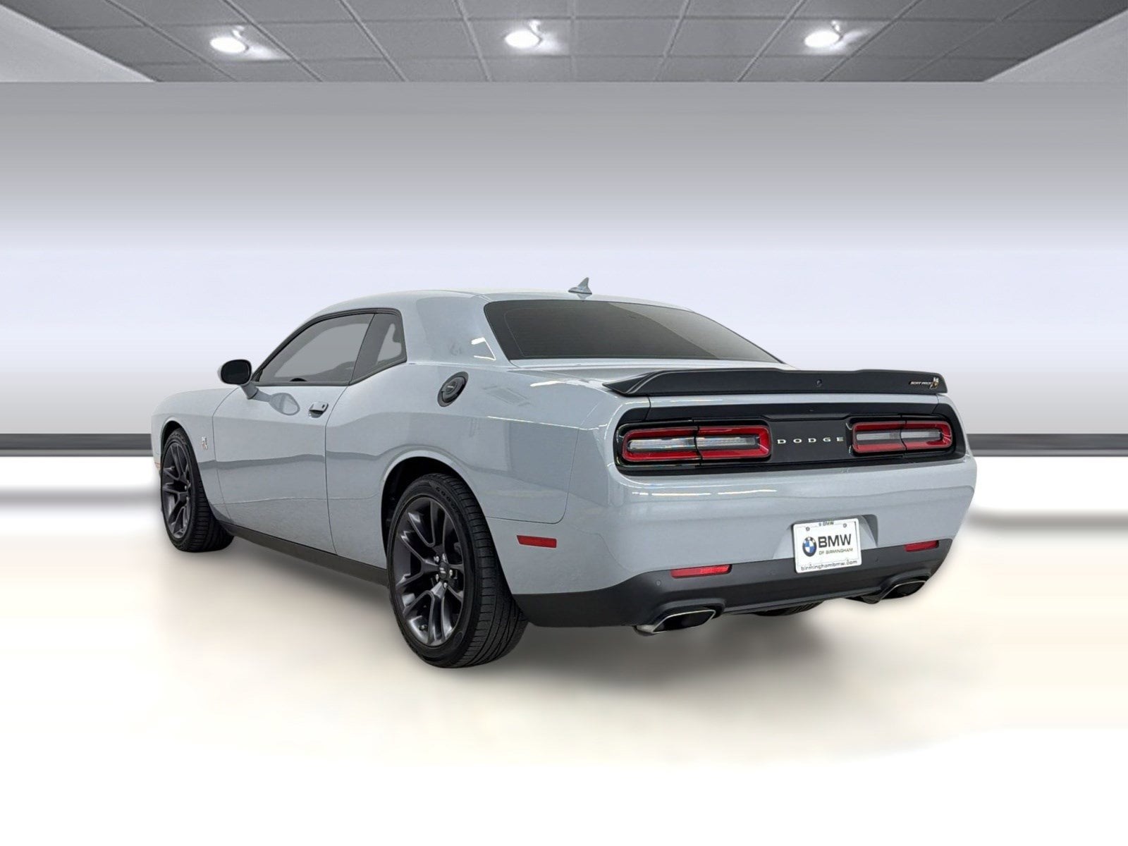 2022 Dodge Challenger R/T Scat Pack photo 2