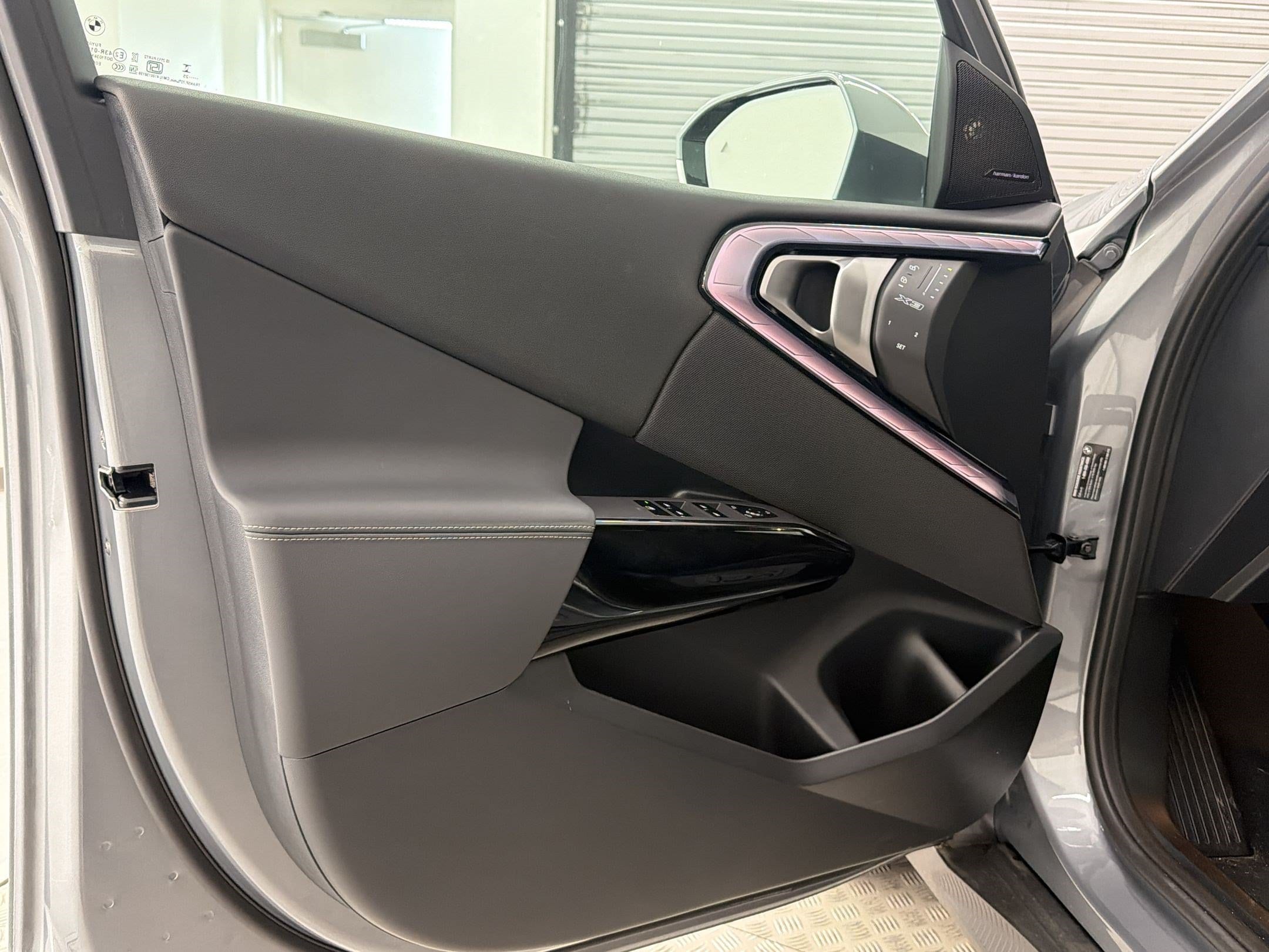 2026 BMW X3 30 - Photo 27