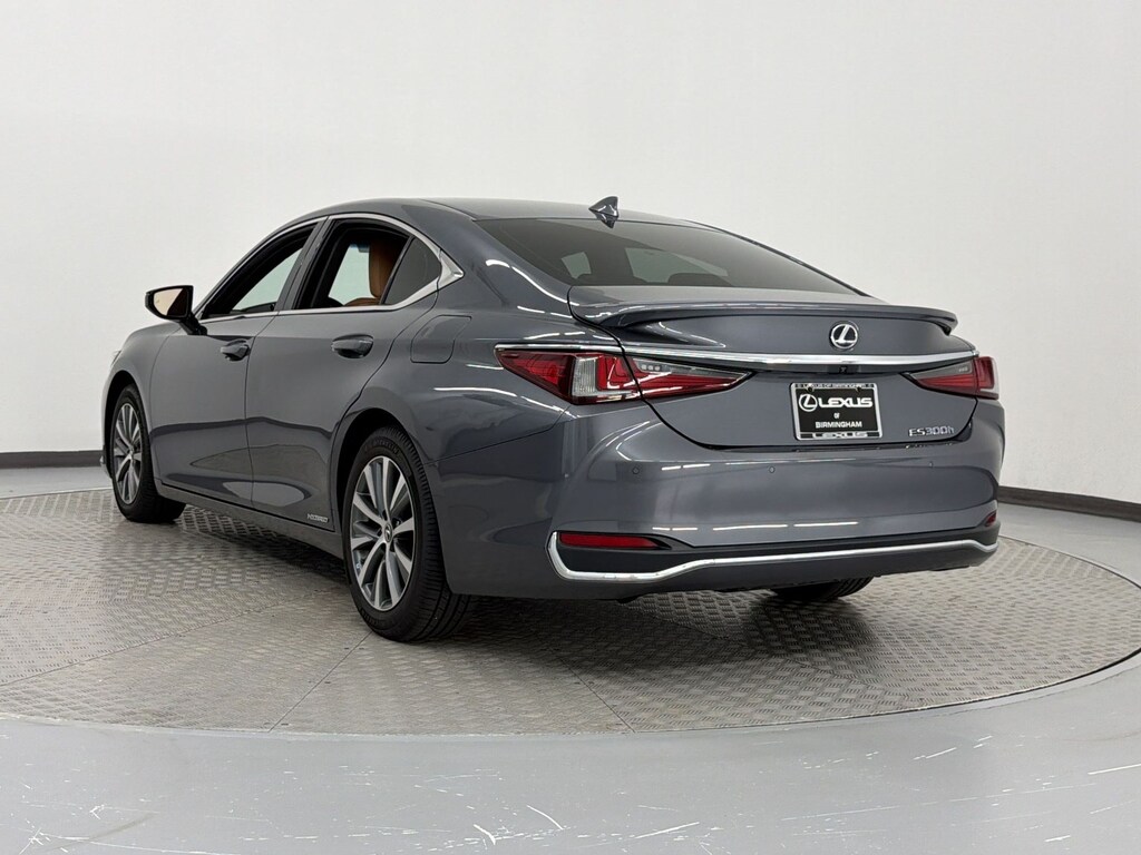 Used 2020 Lexus ES 300h Sedan
