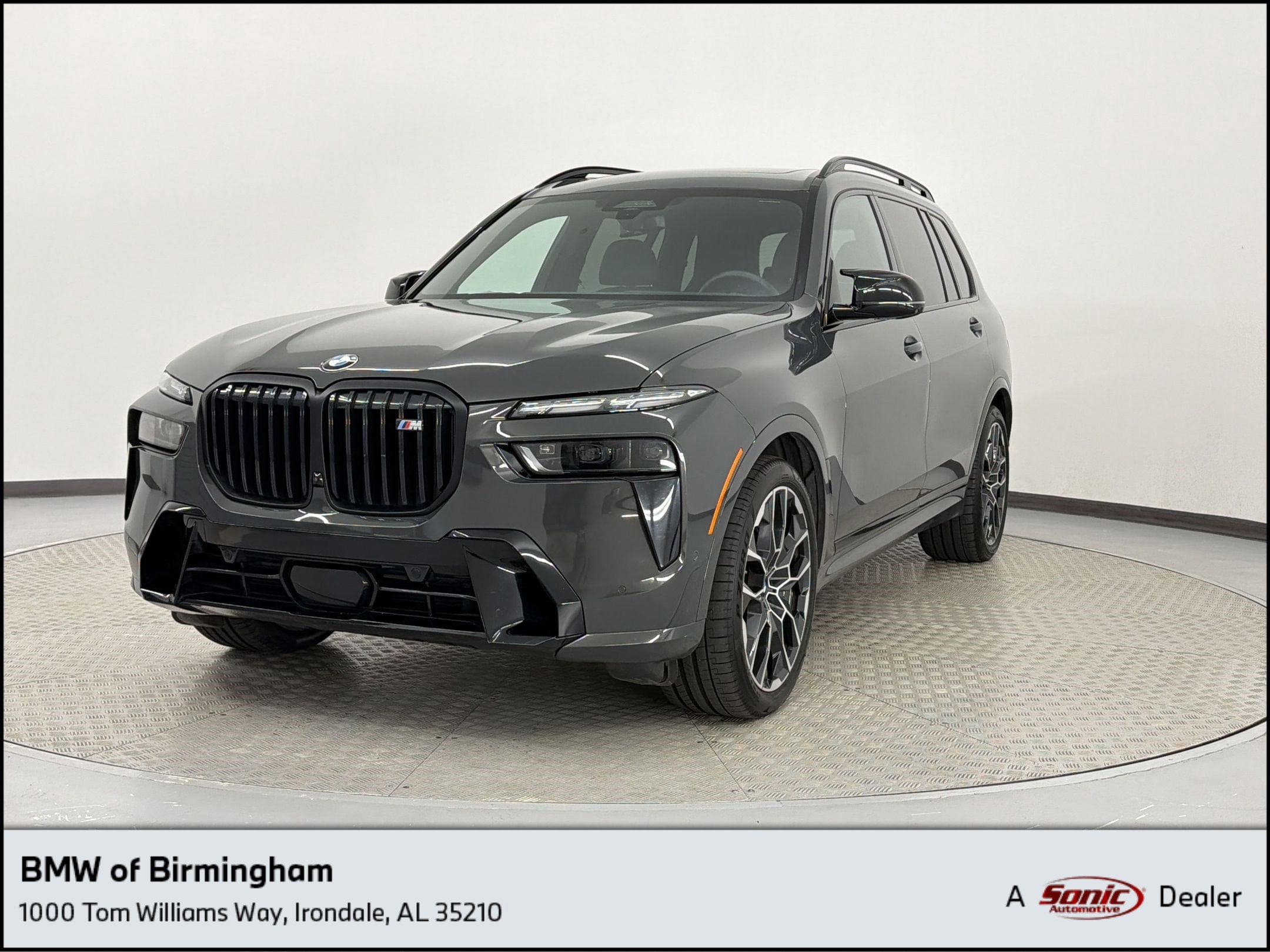 2024 BMW X7 M60i's photo
