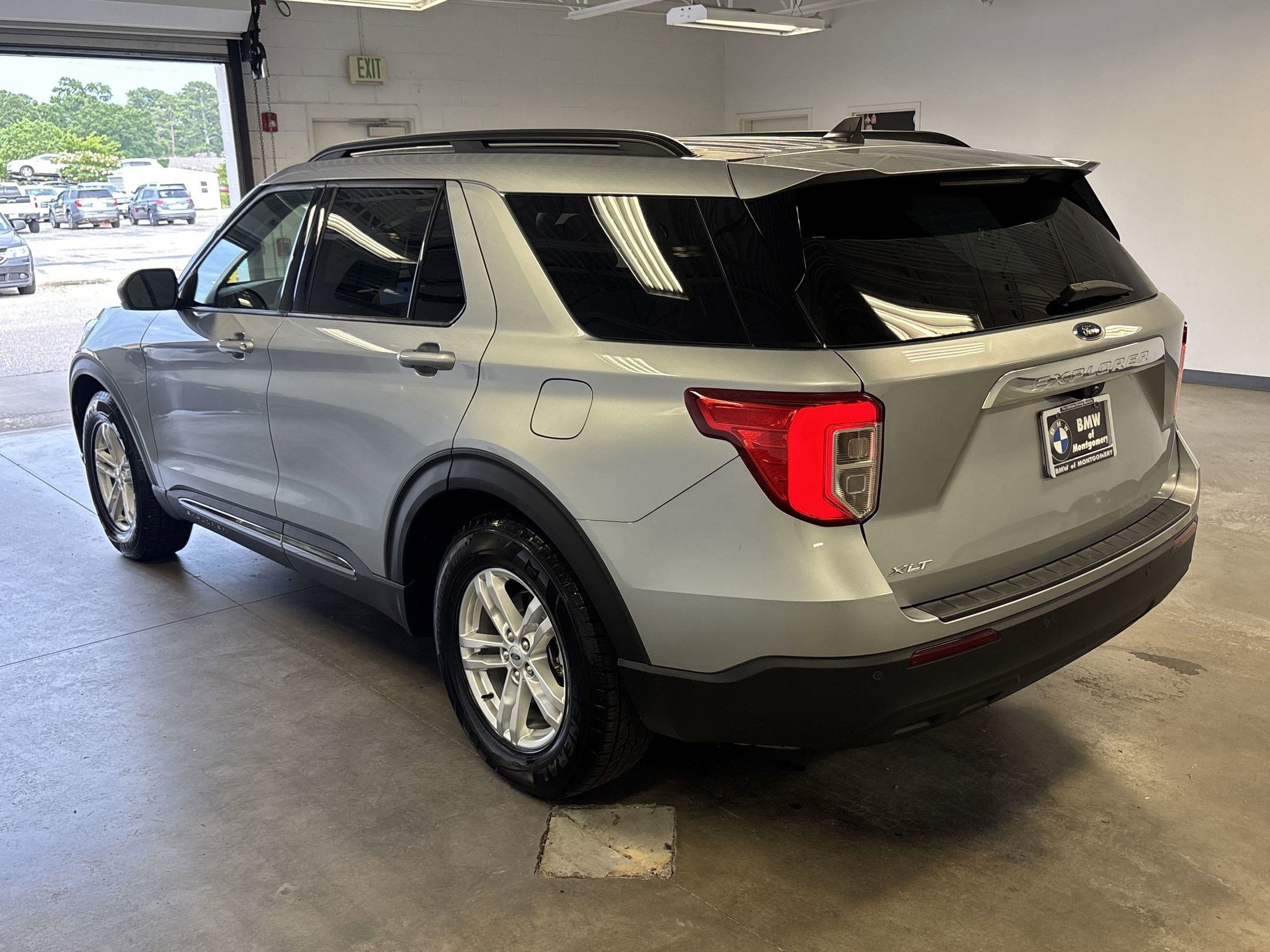 2022 Ford Explorer XLT photo 3