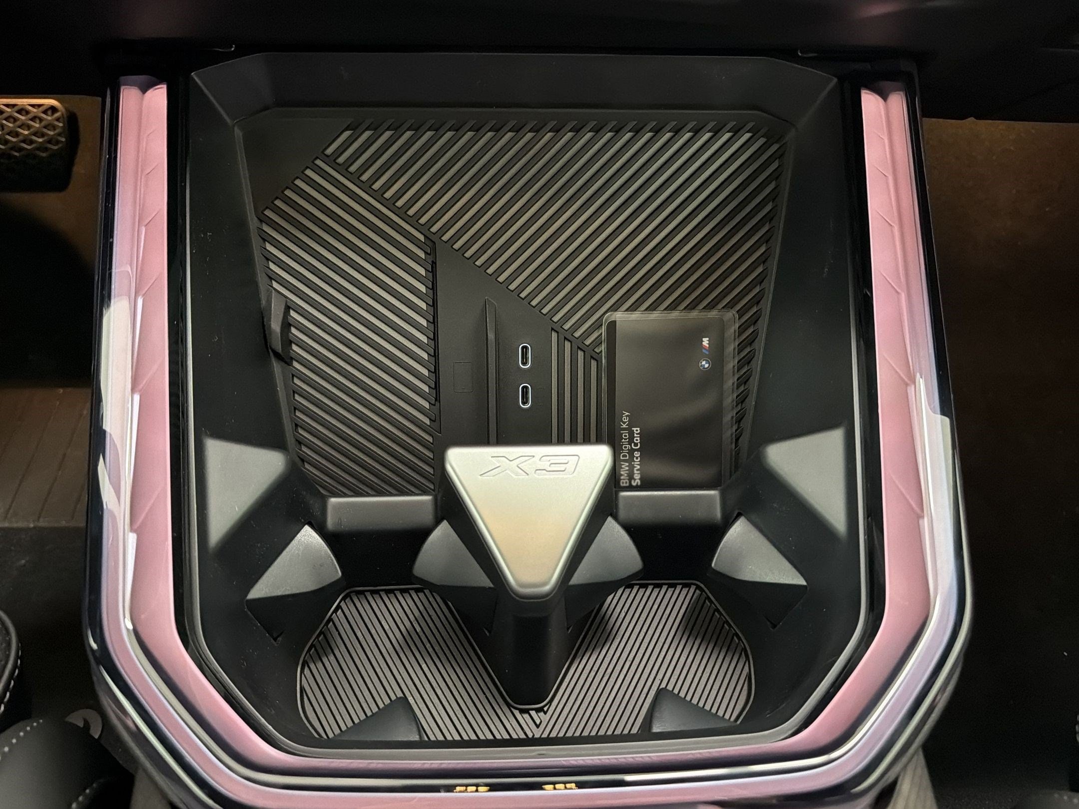 2026 BMW X3 30 - Photo 17