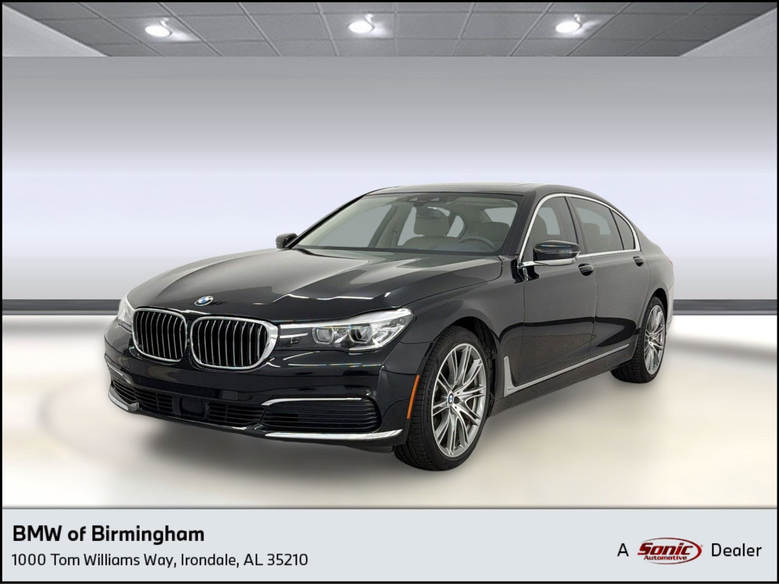 2019 BMW 7 Series 740i's photo