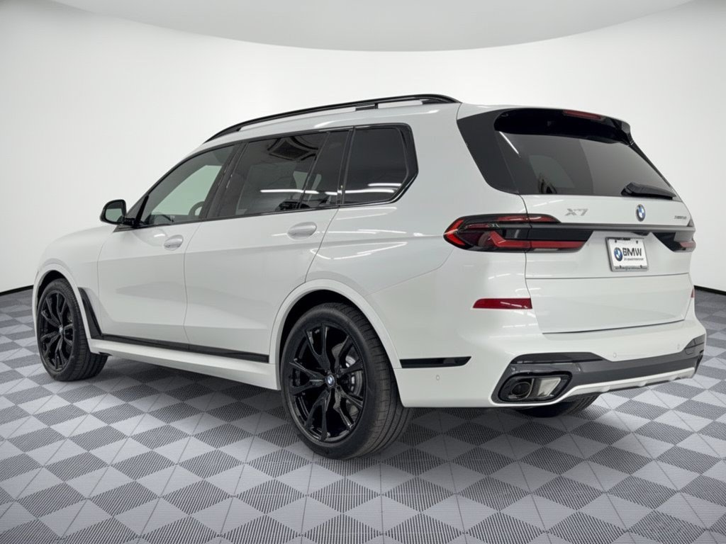 New 2027 BMW X7 xDrive40i SUV