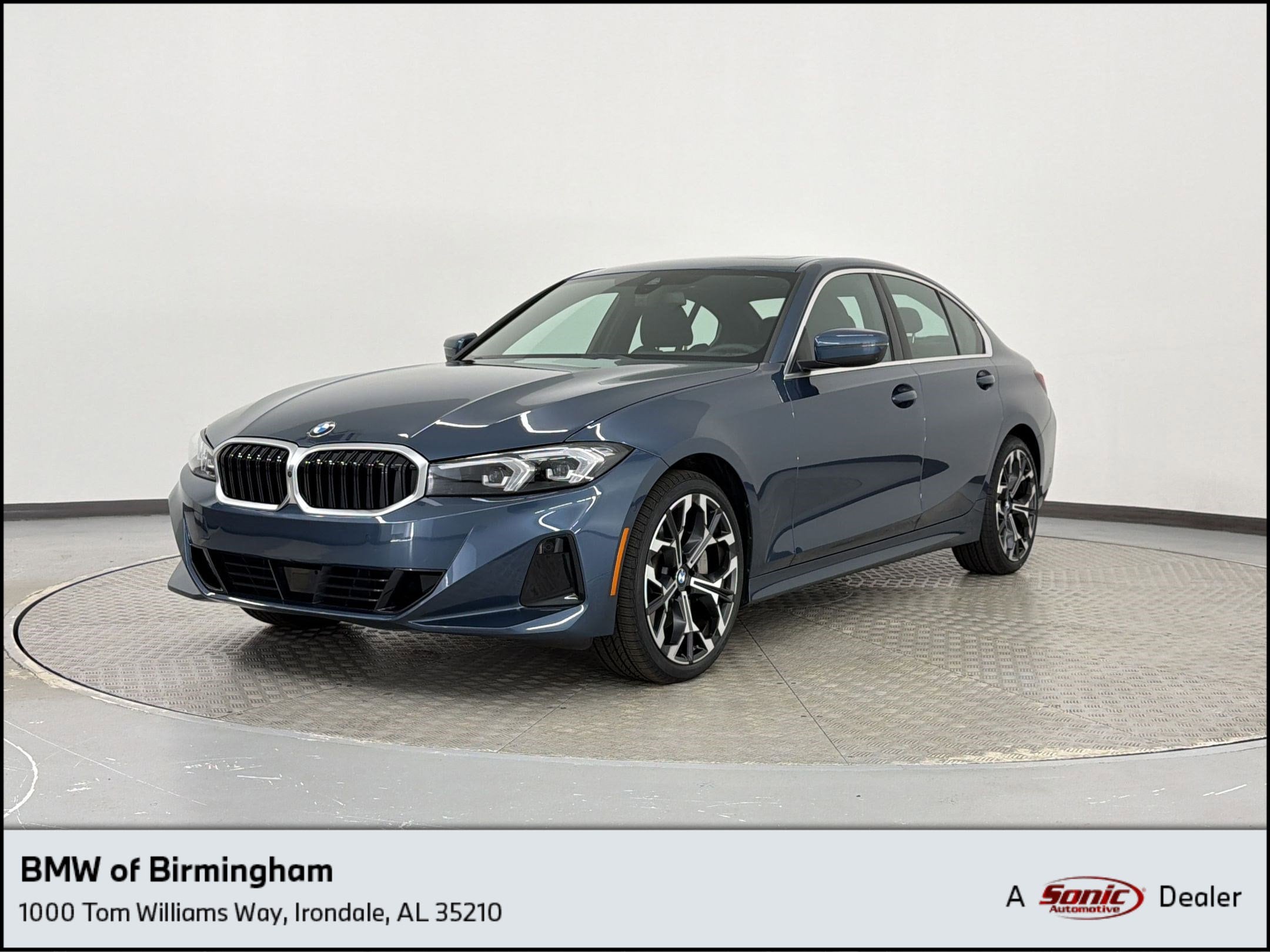 2025 BMW 3 Series 330i Sedan's photo