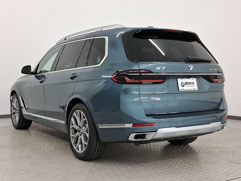 New 2026 BMW X7 xDrive40i SUV