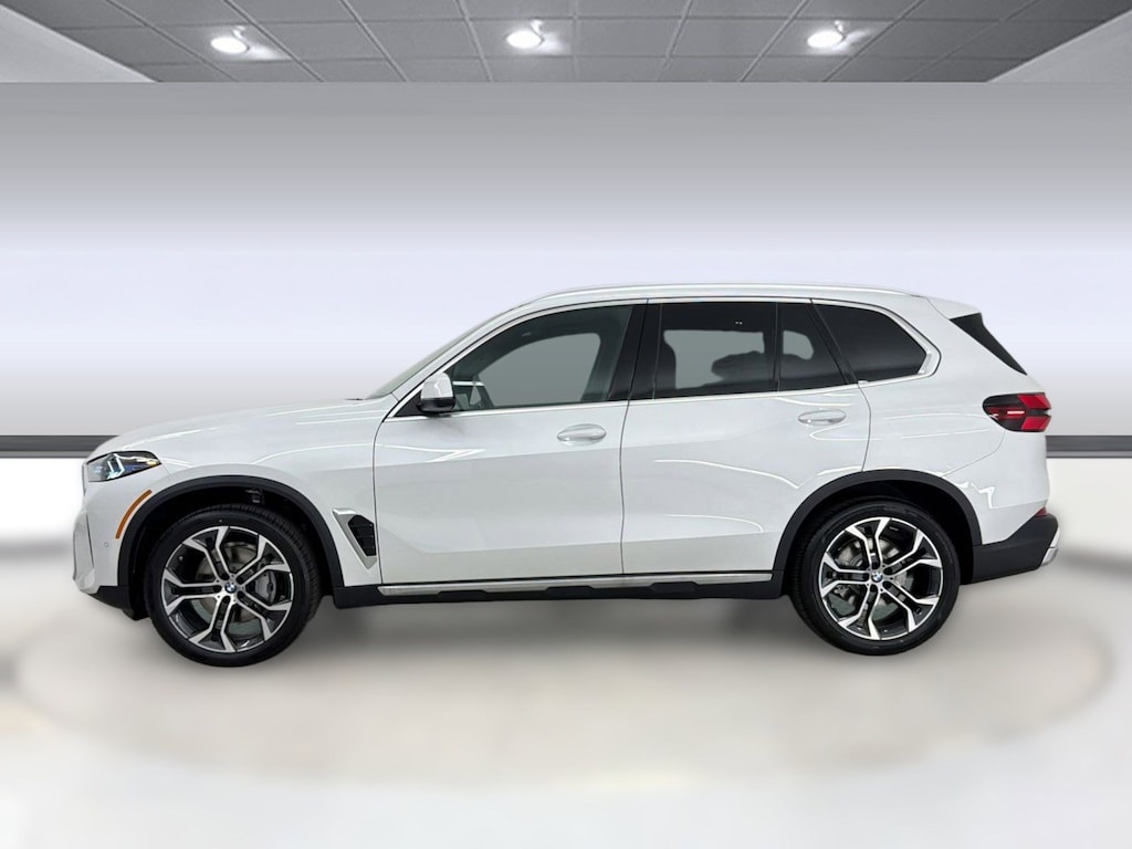 New 2026 BMW X5 sDrive40i SUV