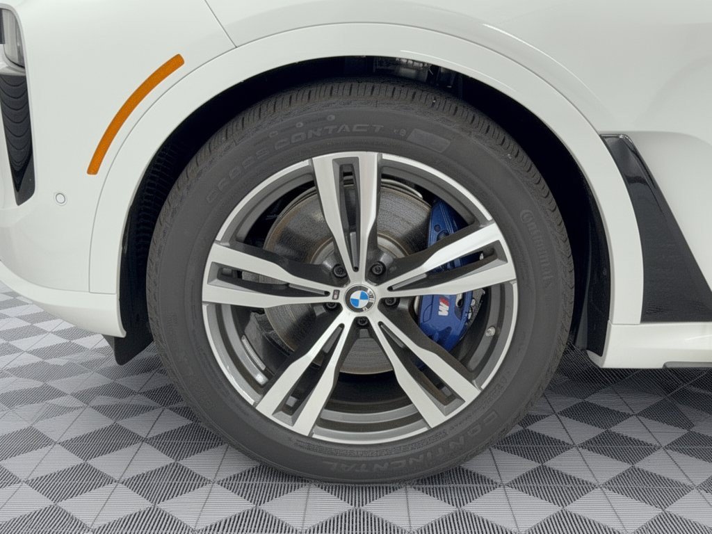 2026 BMW X7 40i - Photo 13