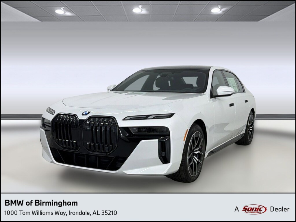 New 2026 BMW 740i xDrive Sedan
