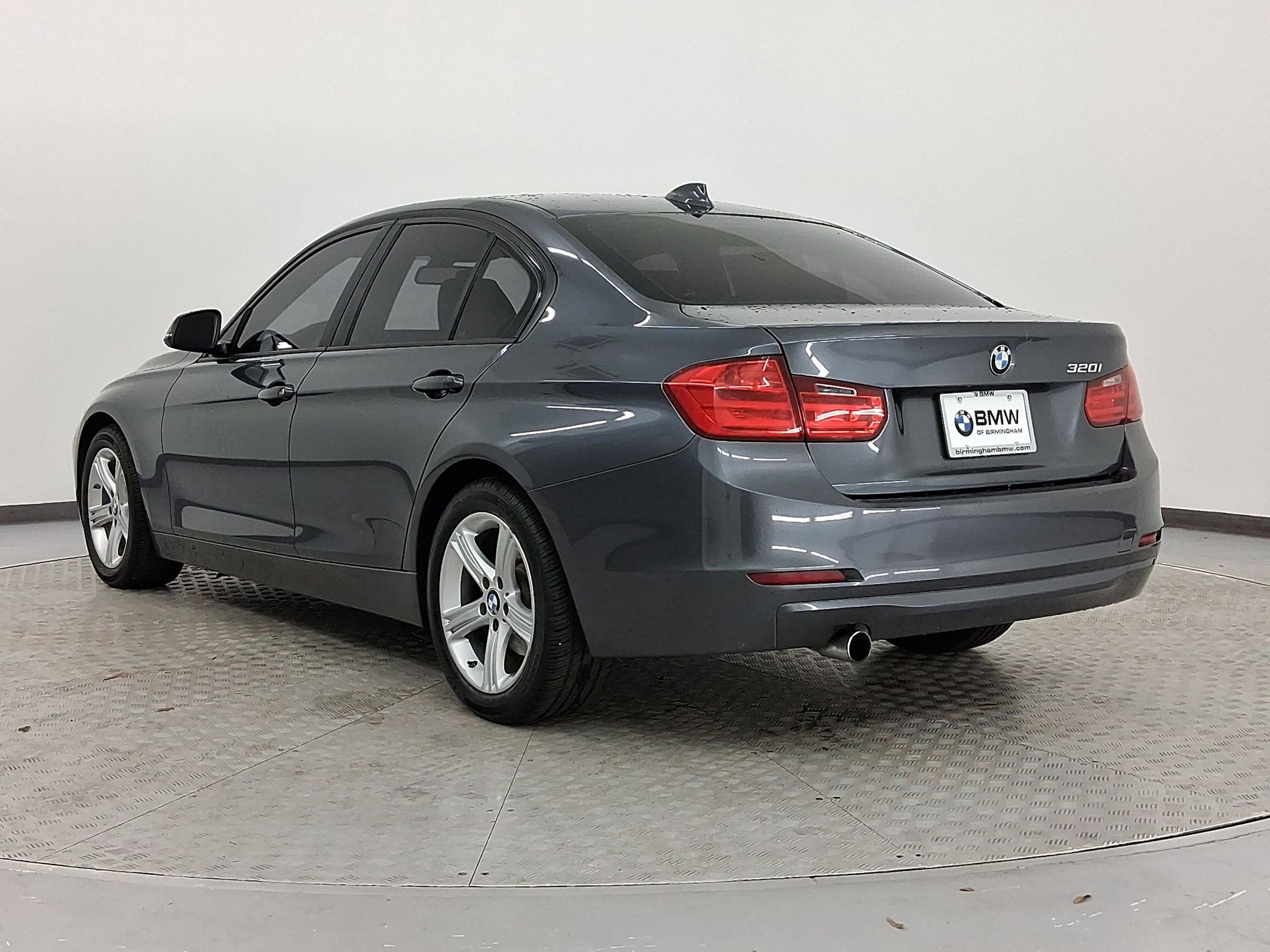 2014 Bmw 320i SA photo 2