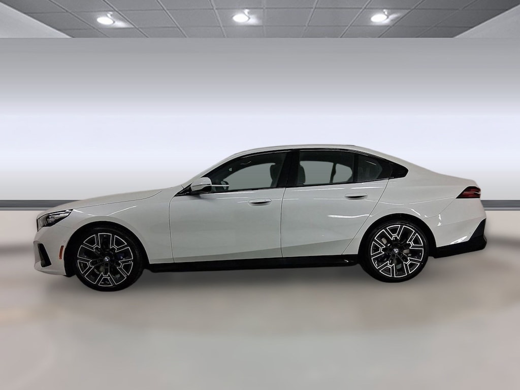 New 2026 BMW 540i xDrive Sedan