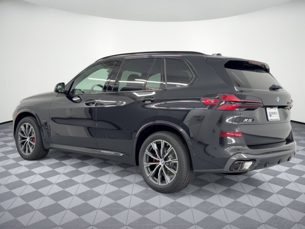 New 2026 BMW X5 sDrive40i SUV