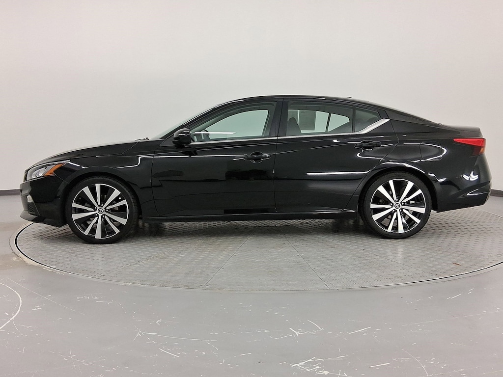 Used 2019 Nissan Altima 2.5 SR Sedan
