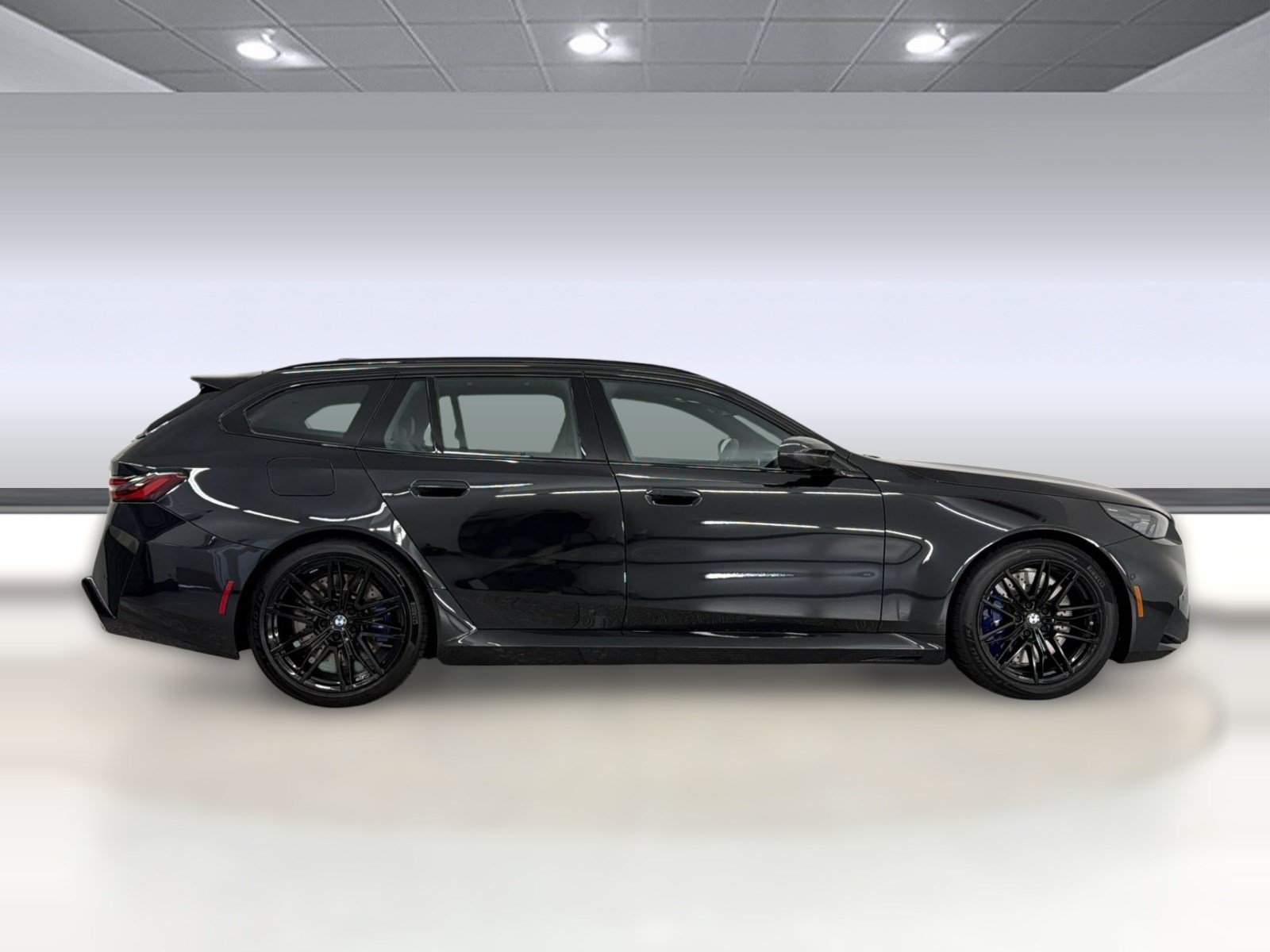 M5 Base Touring