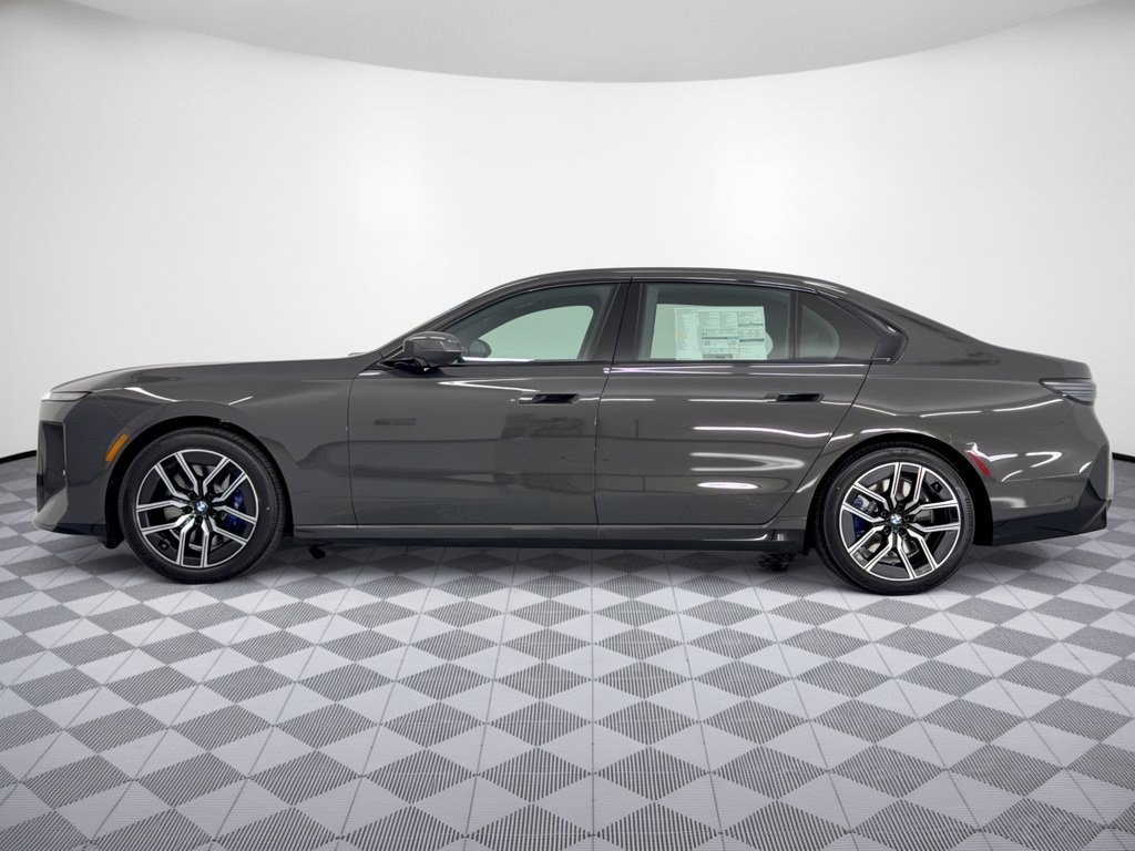 New 2027 BMW 740i xDrive Sedan