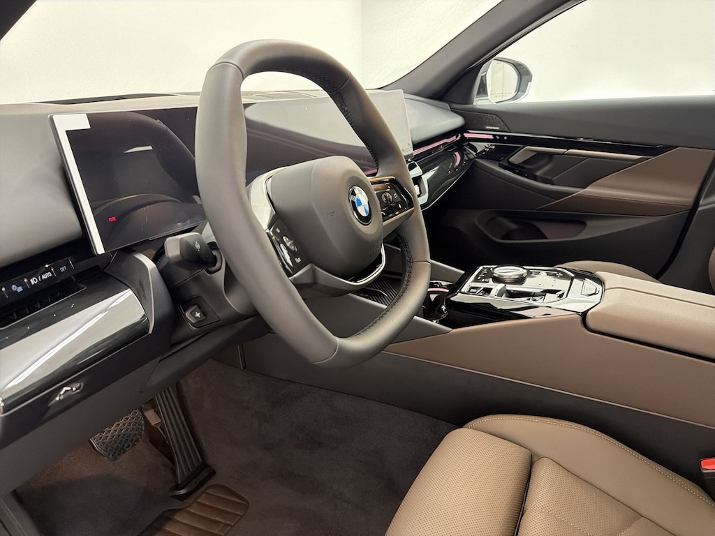 New 2026 BMW 530i Sedan
