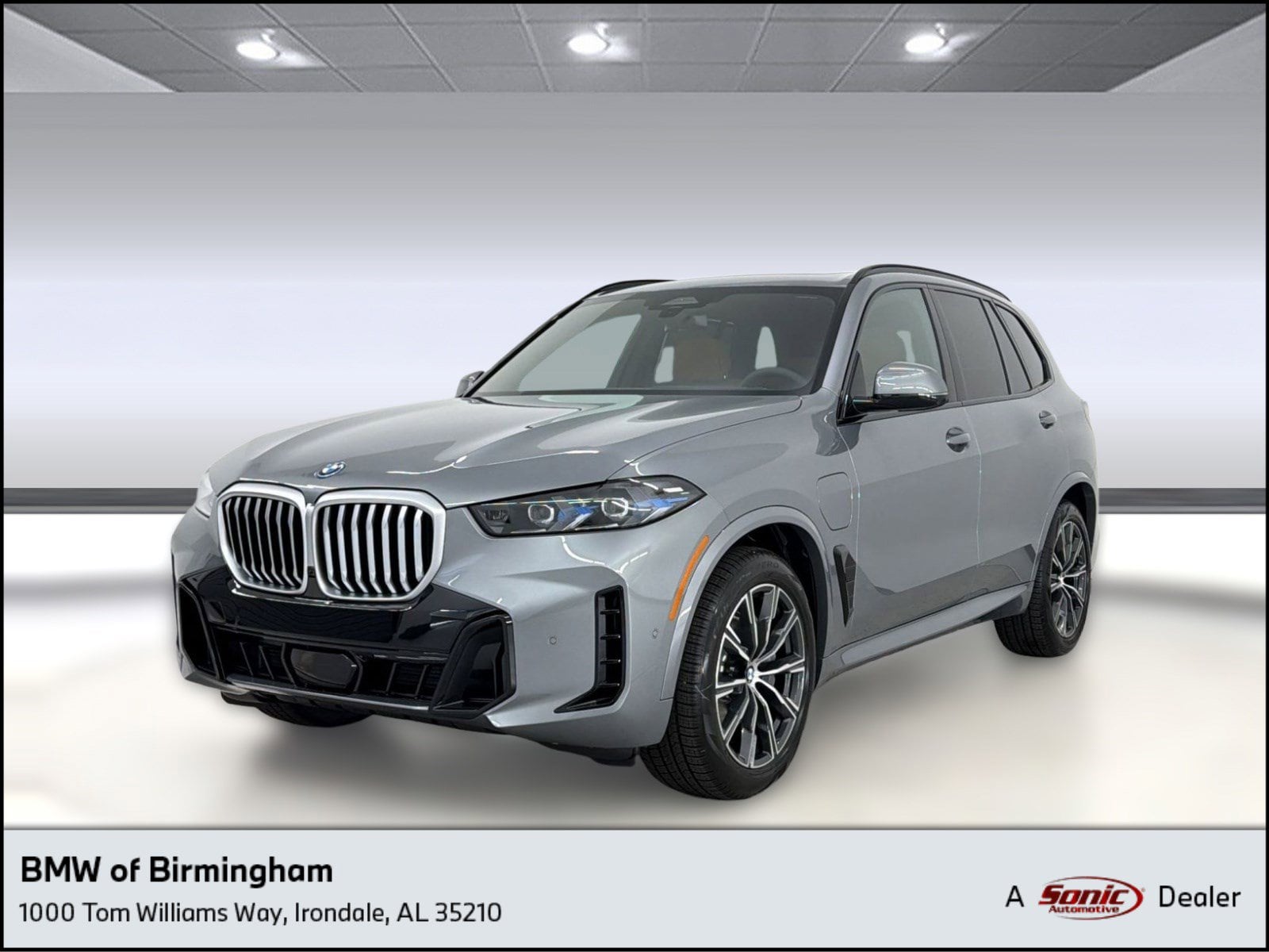 2026 BMW X5 xDrive50e's photo