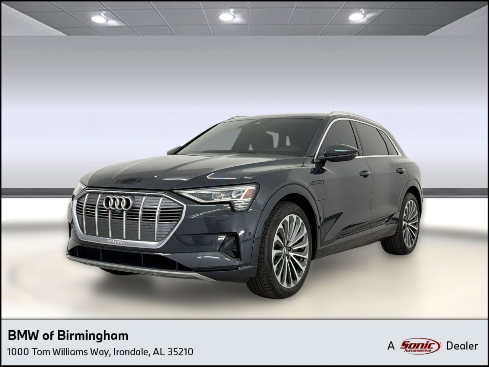 2019 Audi e-tron Prestige's photo