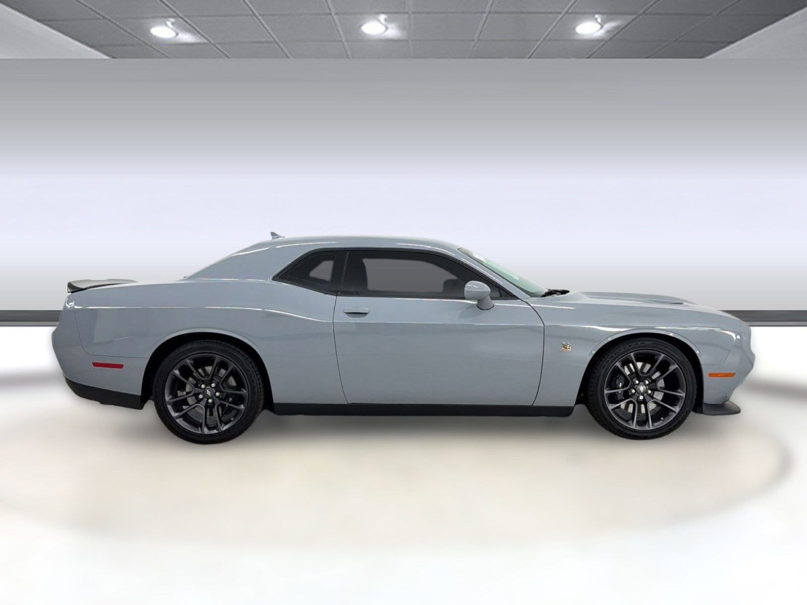 2022 Dodge Challenger R/T Scat Pack photo 3