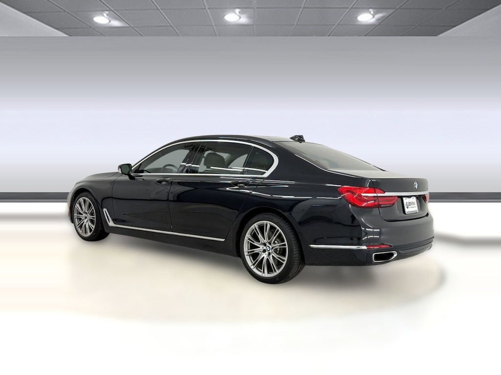 Used 2019 BMW 740i Sedan
