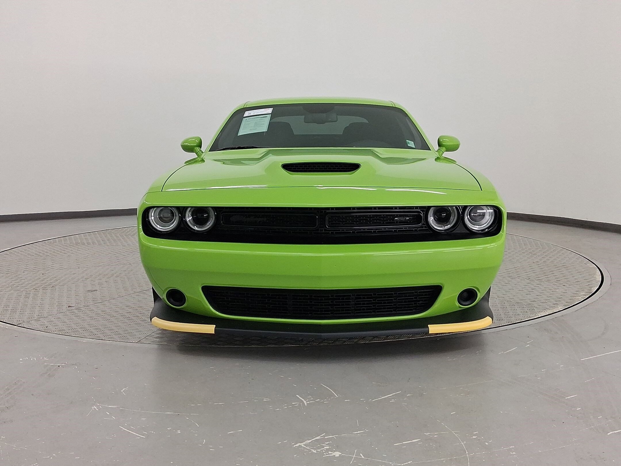 2023 Dodge Challenger GT photo 4