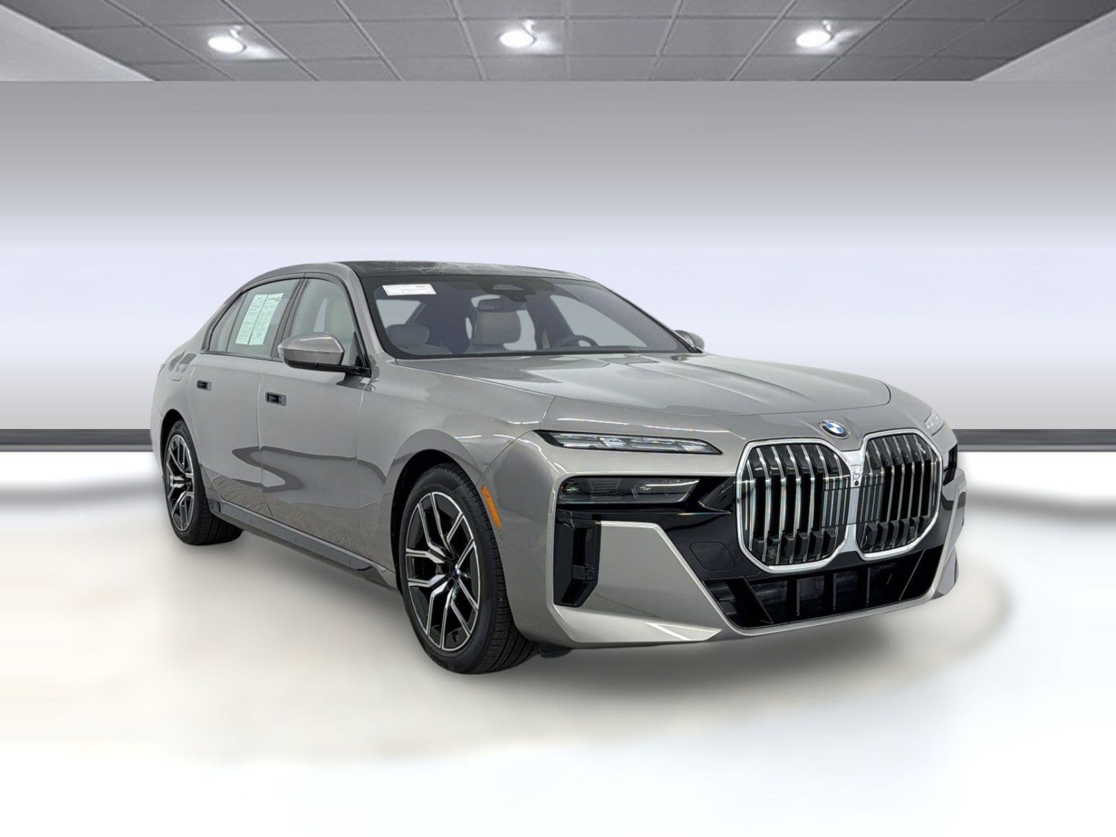 2026 BMW 740i xDrive photo 6