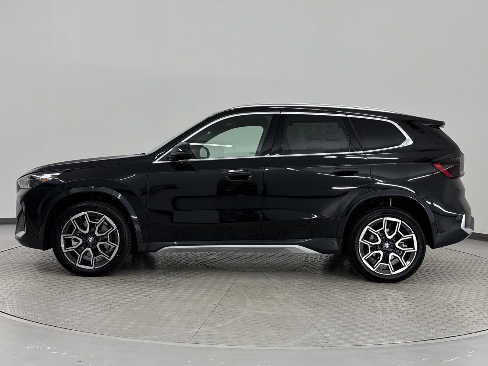 2025 Bmw X1 XDrive28i photo 4