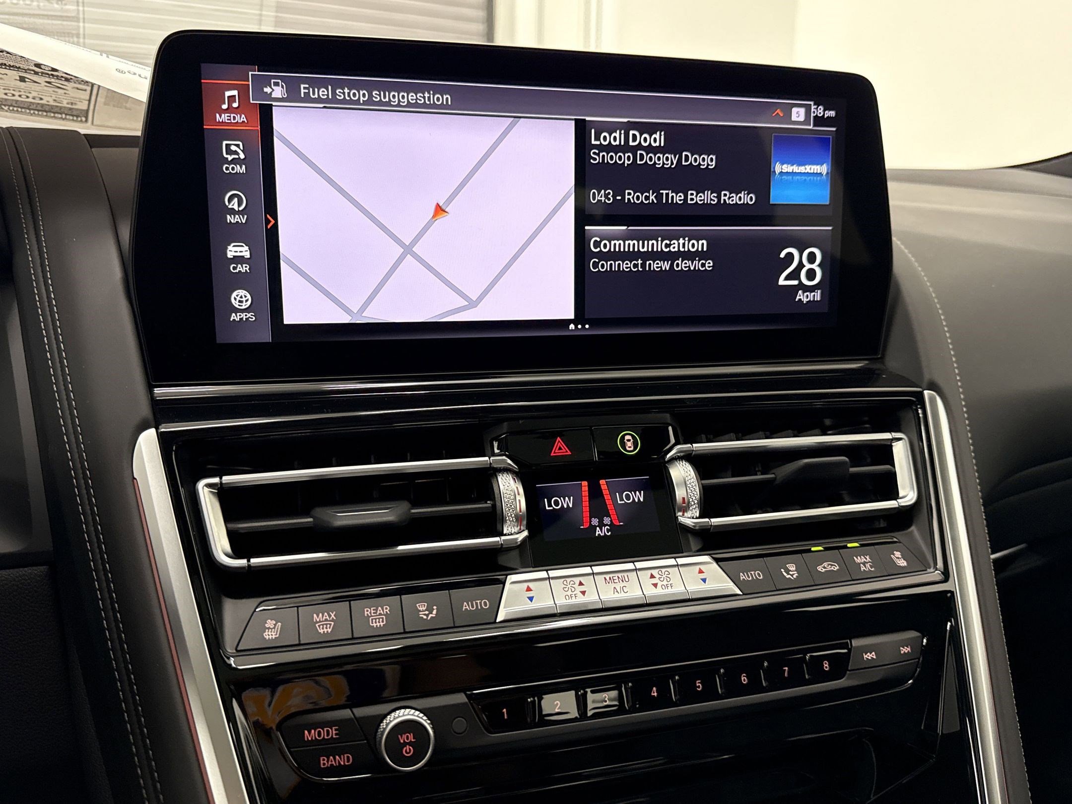 2026 BMW 8 Series 840i - Photo 23