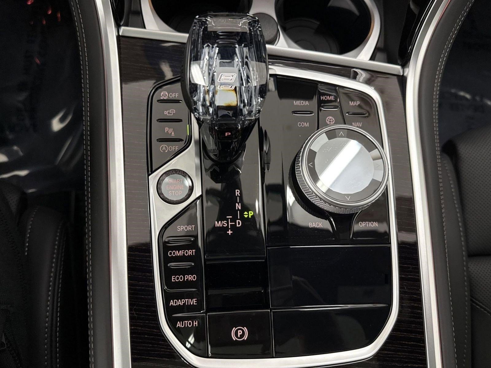 2026 BMW 8 Series 840i - Photo 16