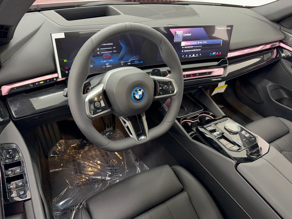 New 2027 BMW 550e xDrive Sedan
