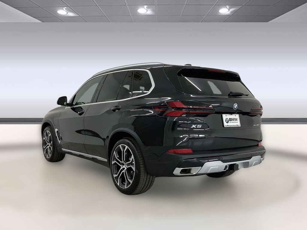 New 2026 BMW X5 PHEV xDrive50e SUV