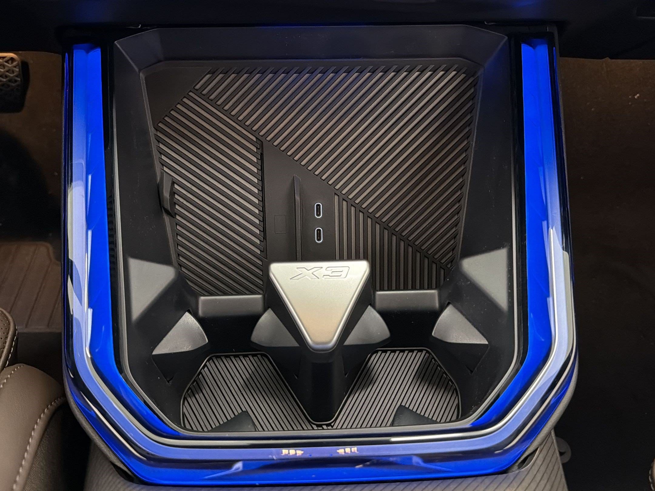 2026 BMW X3 30 - Photo 33