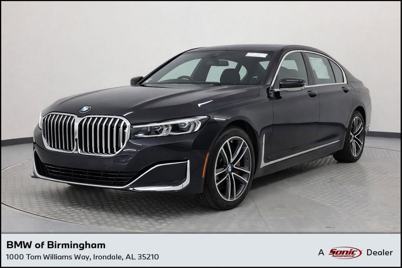 2022 BMW 7 Series 750i's photo