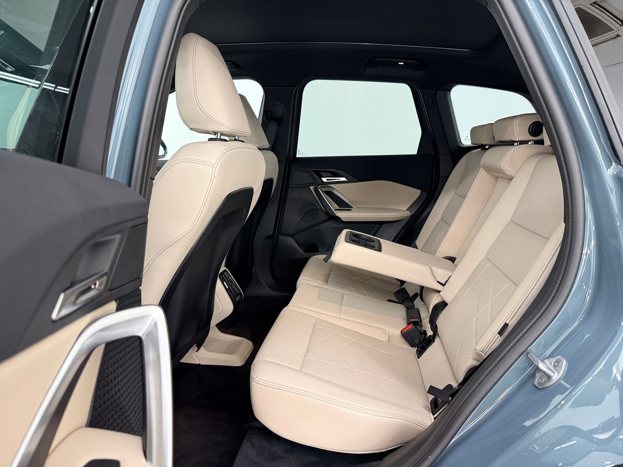2025 BMW X1 28i - Photo 14