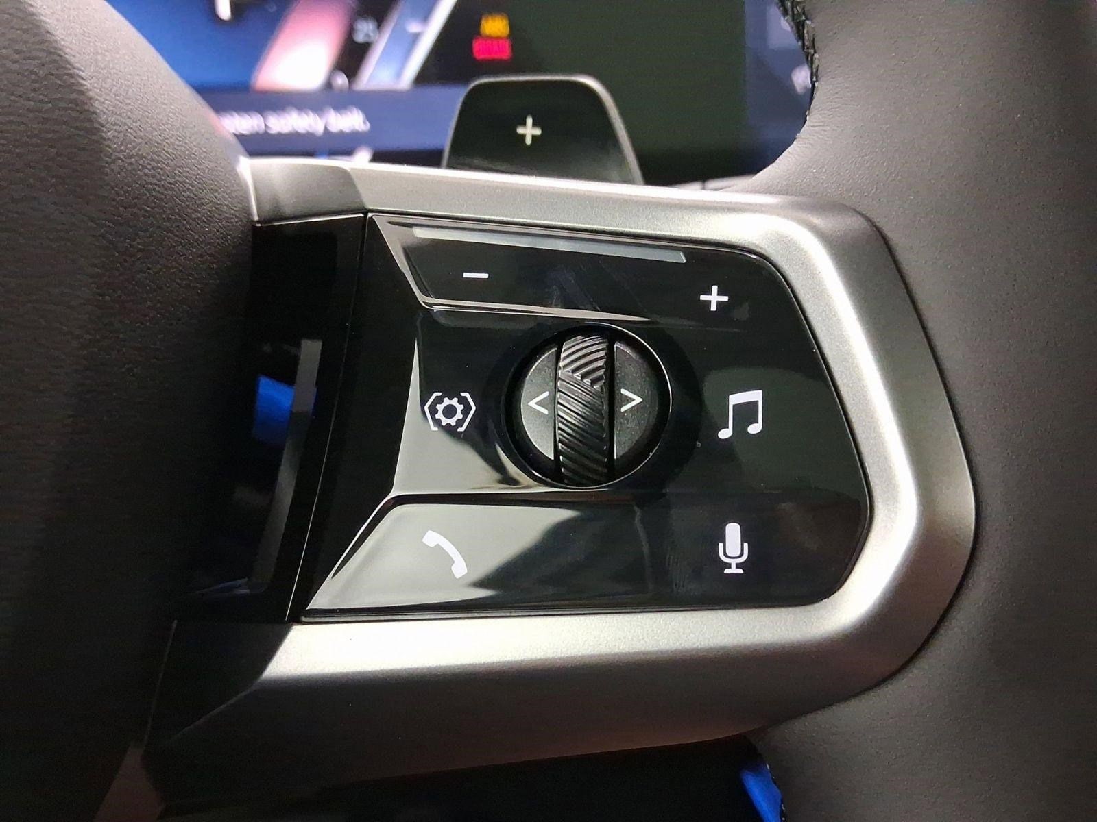 2026 BMW X3 30 - Photo 20