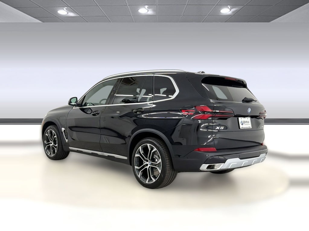 New 2026 BMW X5 PHEV xDrive50e SUV