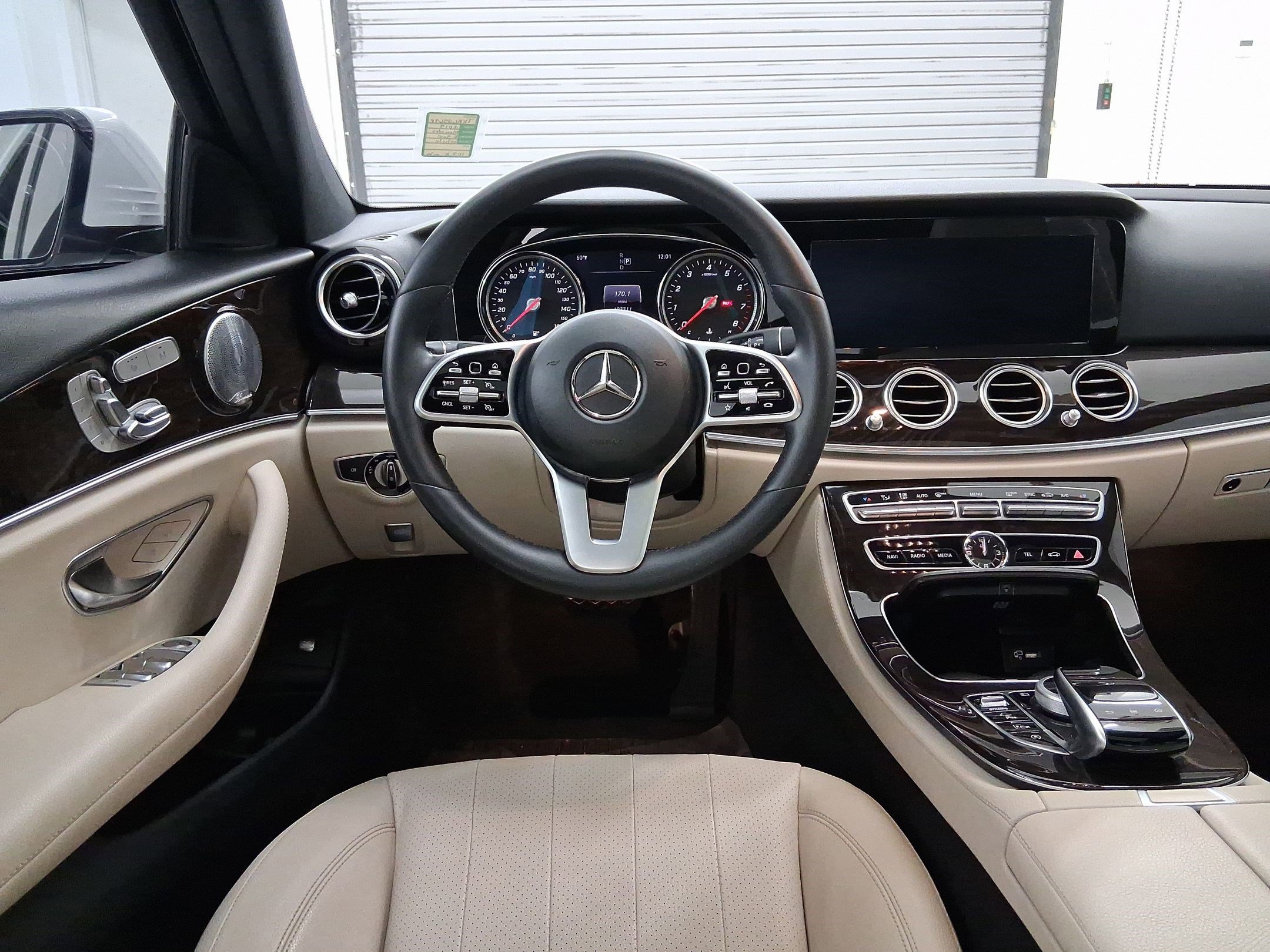 2019 Mercedes Benz E 300 Sedan photo 3