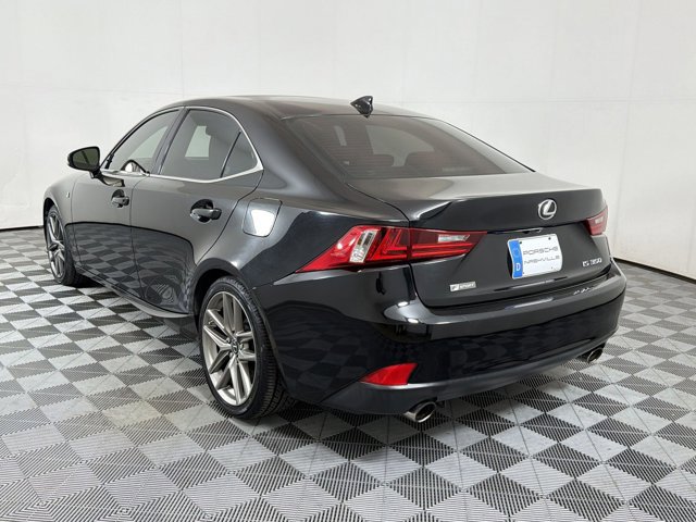 2016 LEXUS IS 350 4dr Sdn RWD photo 2
