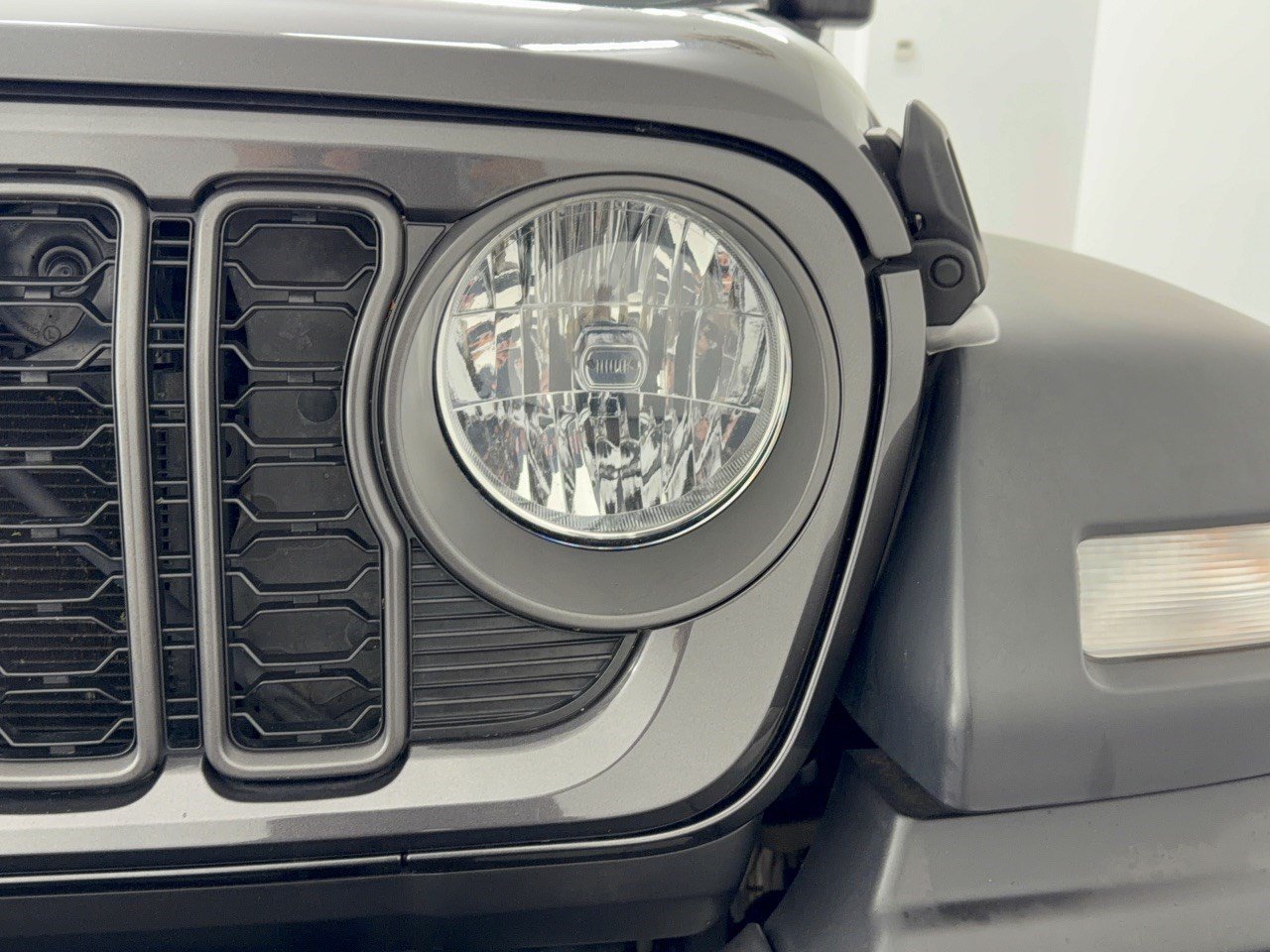 2024 Jeep Wrangler 4-Door Sport S - Photo 12