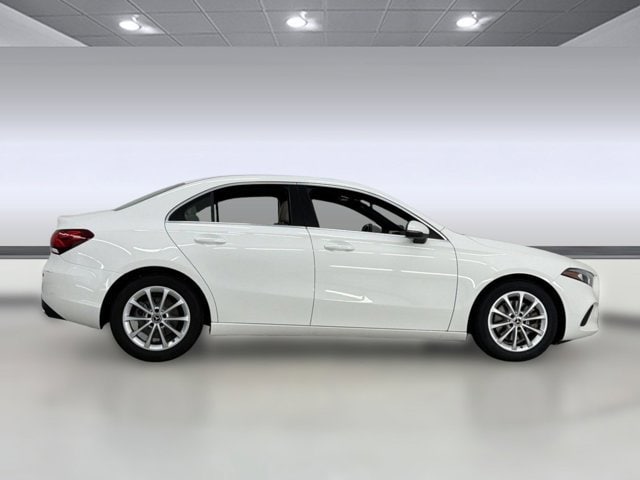 2022 Mercedes-Benz A-Class A 220 Sedan